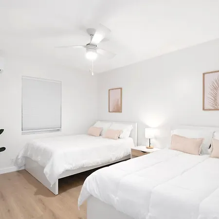 M Lake Worth Beach - Modern Villas Near West Palm Beach, Chic Retro Vibes, King Bed, Cozy Backyard, Bbq, Workspace, High-Speed Internet, Free Parking, 5 Minutes To Downtown & Beach Exterior foto