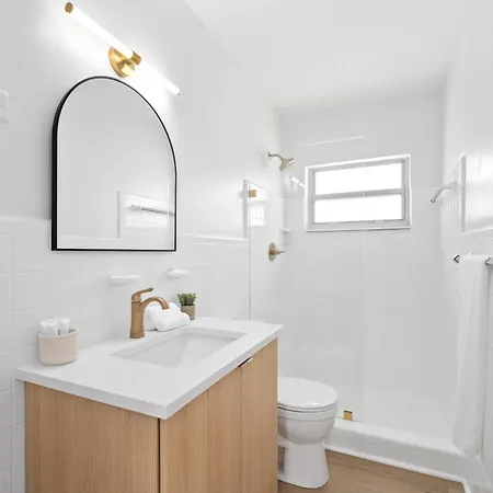 M Lake Worth Beach - Modern Villas Near West Palm Beach, Chic Retro Vibes, King Bed, Cozy Backyard, Bbq, Workspace, High-Speed Internet, Free Parking, 5 Minutes To Downtown & Beach Exterior foto