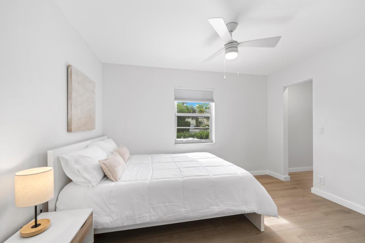 M Worth - Modern Near West Palm Beach, Chic Retro Vibes, King Bed, Cozy Backyard, Bbq, Workspace, High-speed Internet, Free Parking, 5 Minutes To Downtown & Appartement