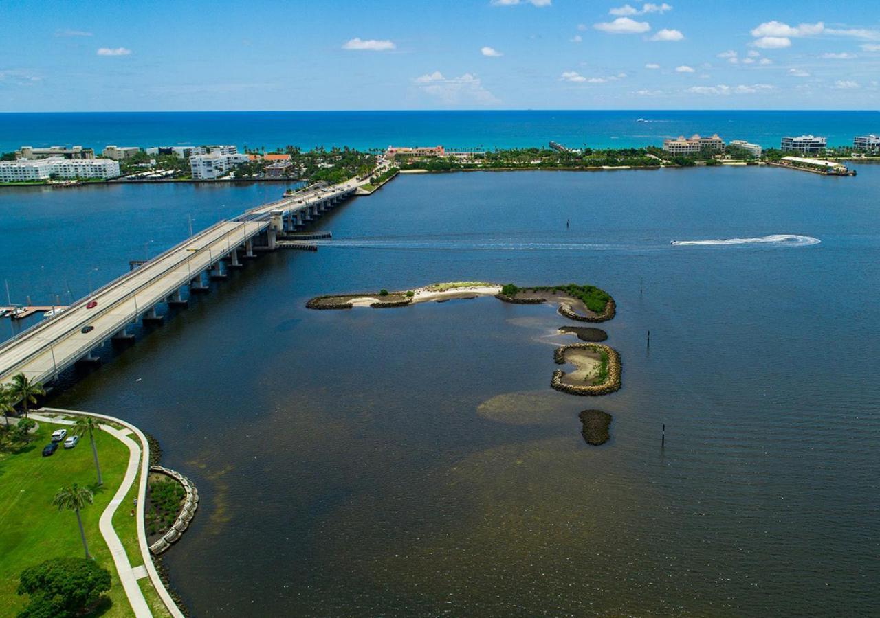 Appartement M Worth - Modern Near West Palm Beach, Chic Retro Vibes, King Bed, Cozy Backyard, Bbq, Workspace, High-speed Internet, Free Parking, 5 Minutes To Downtown & *