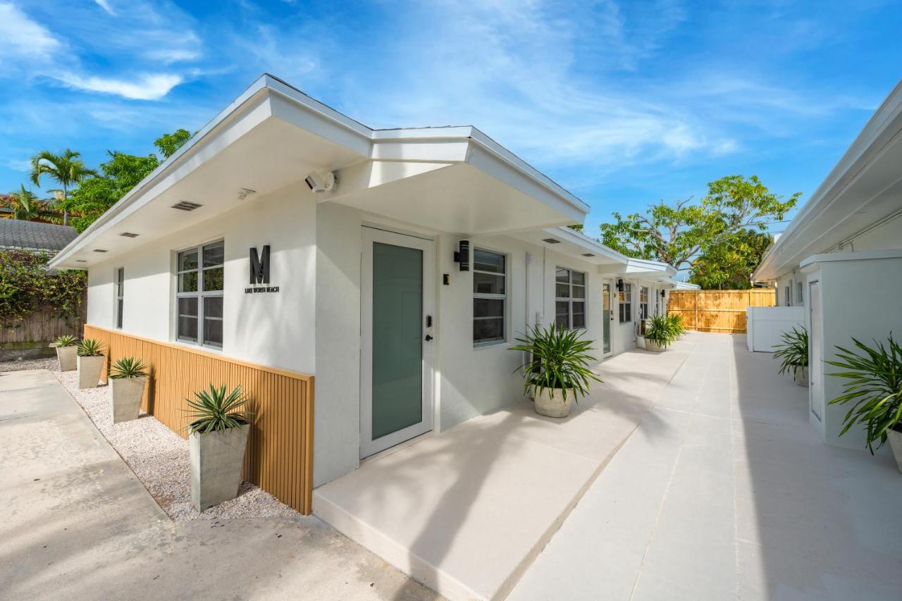 M Worth - Modern Near West Palm Beach, Chic Retro Vibes, King Bed, Cozy Backyard, Bbq, Workspace, High-speed Internet, Free Parking, 5 Minutes To Downtown & *