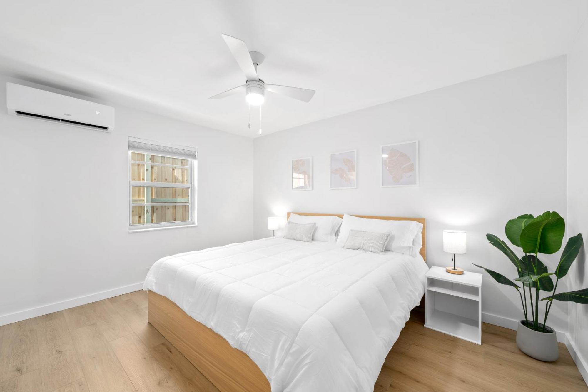 M Worth - Modern Near West Palm Beach, Chic Retro Vibes, King Bed, Cozy Backyard, Bbq, Workspace, High-speed Internet, Free Parking, 5 Minutes To Downtown & Appartement *